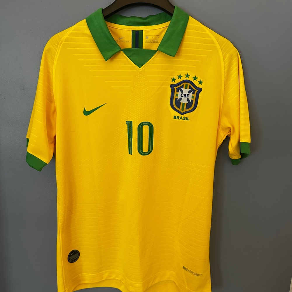 Neymar Jr. Brasil National soccer jersey